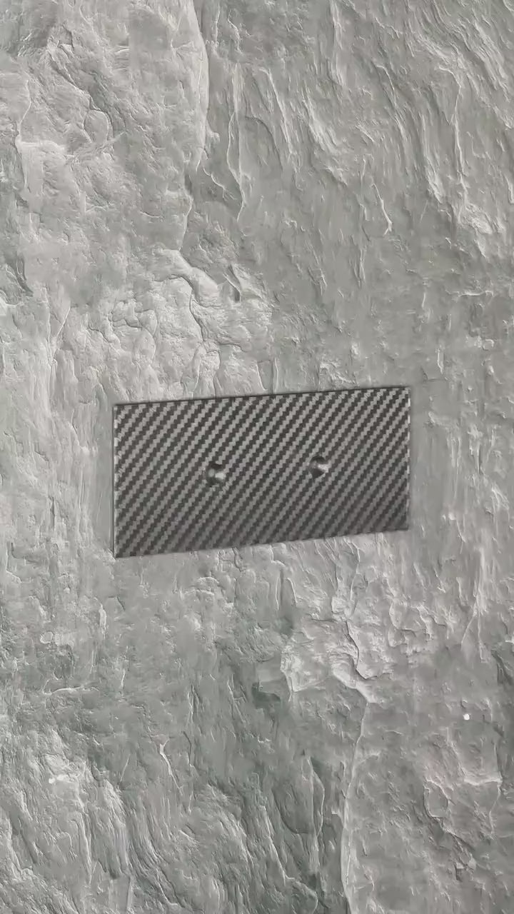 Universelle Fahrrad Computer Wandhalterung für Garmin &  Wahoo | Carbon Optik | Kleben / Schrauben | 2-3 Geräte | Garmin Radar Ladefunktion